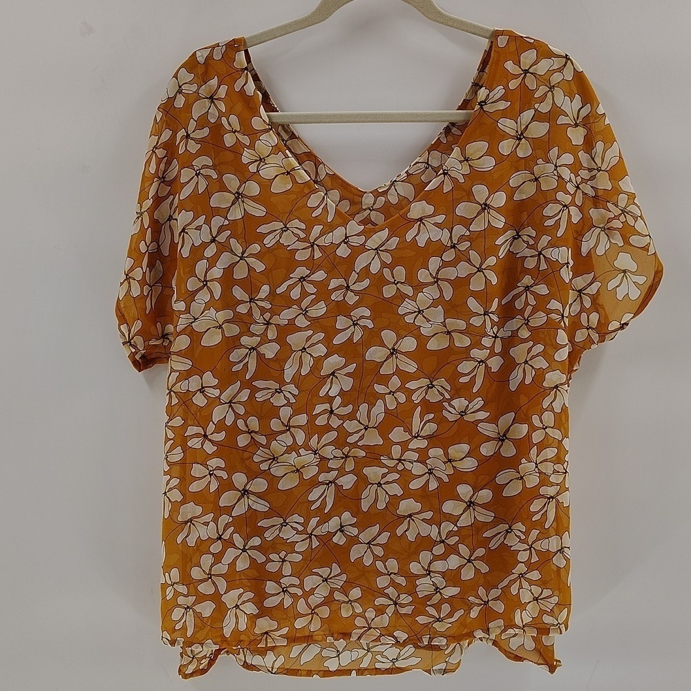 Cabi Thrive Butterscotch Blouse Size Medium Floral Print Double Layered #3598